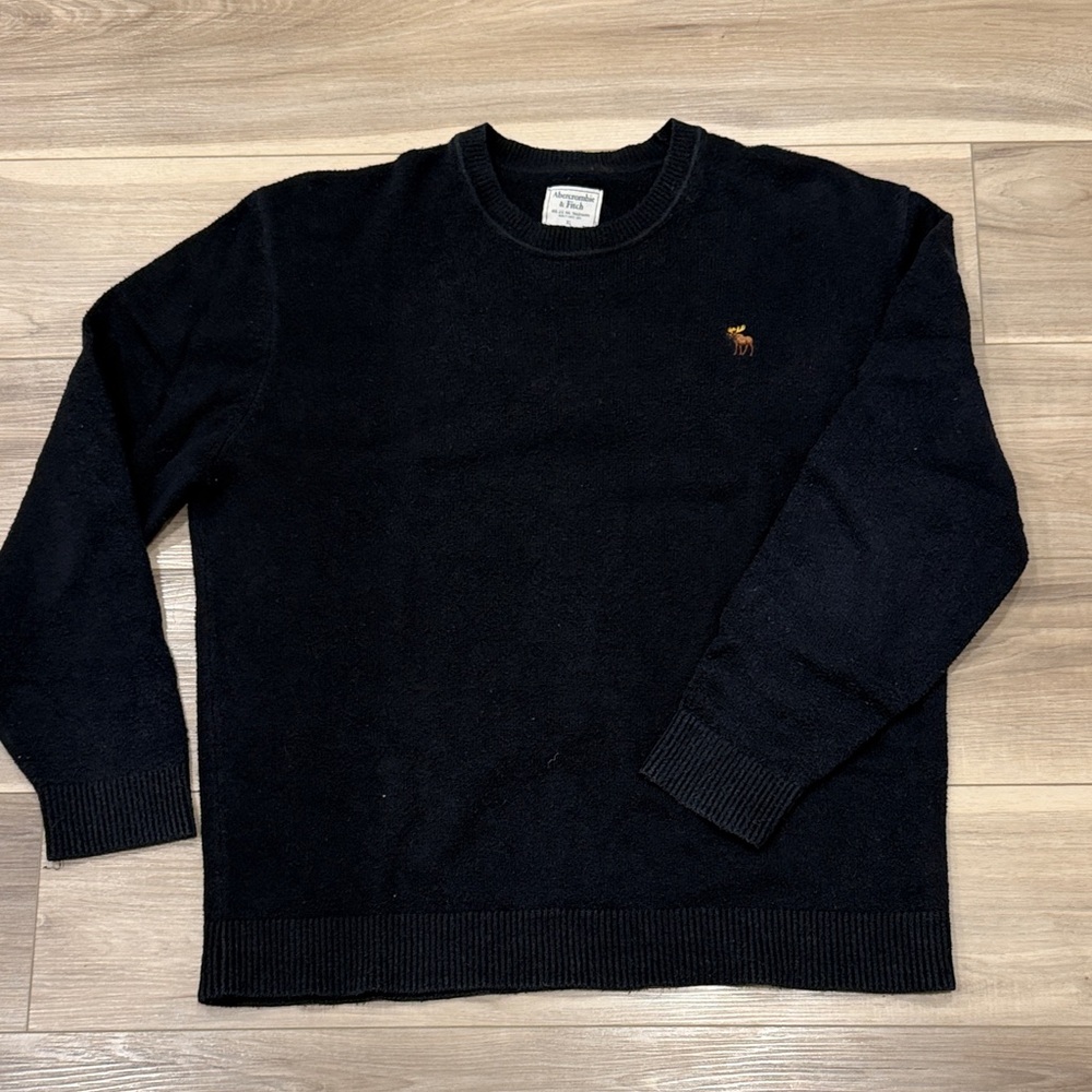 Abercrombie & Fitch Black Crewneck Sweater